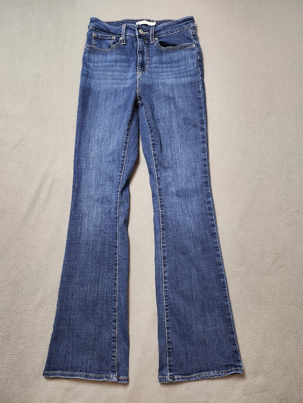 LEVI'S 725 High Rise Bootcut Jeans Sz 28
